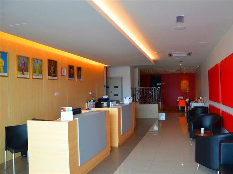 Hotel Jeti Tg Gemok Padang Endau Exterior photo